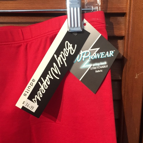Body Wrappers Dance Shorts Size Medium New - Picture 2 of 3